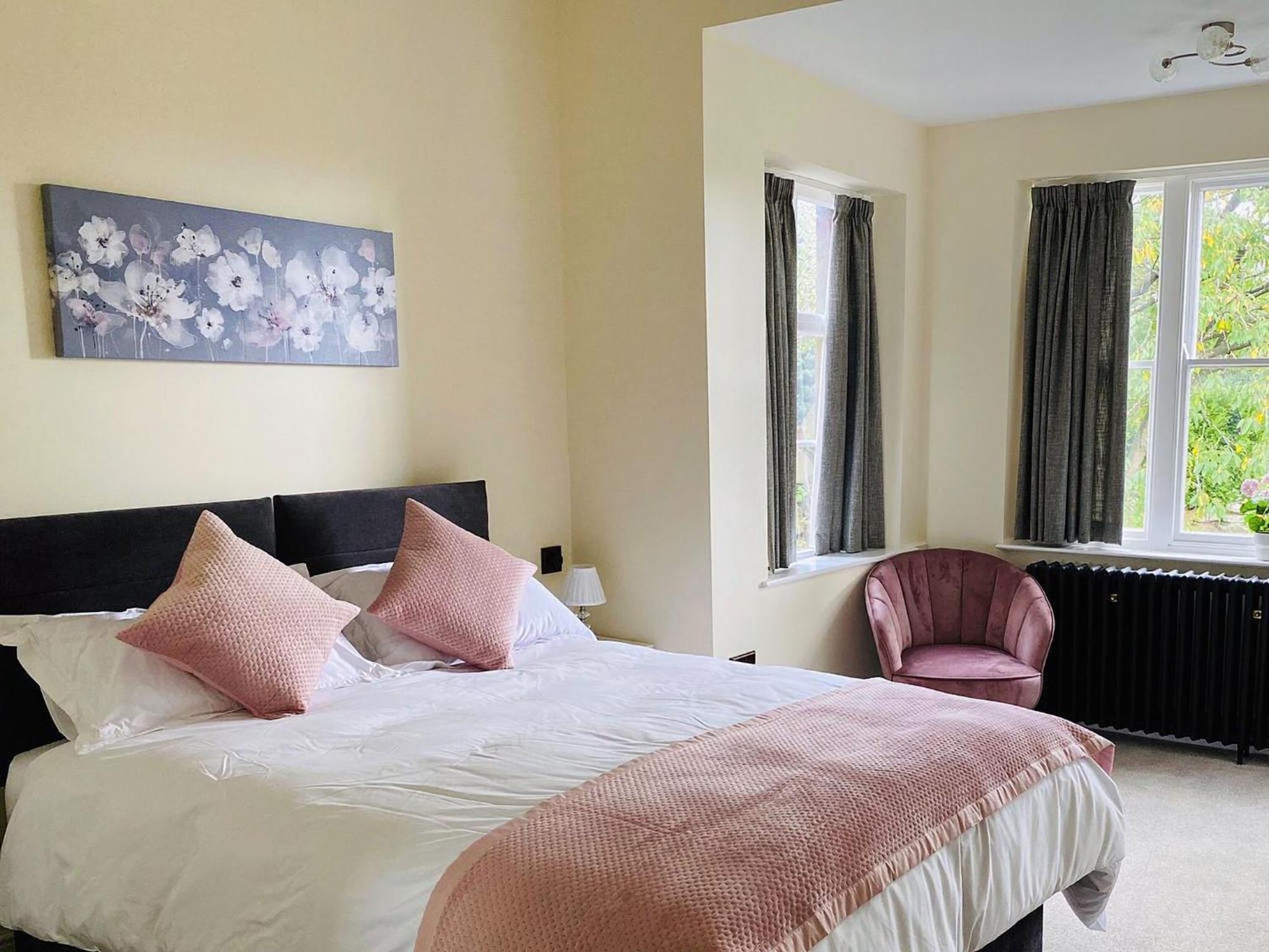 Heath View Villa Cheddleton Ngoại thất bức ảnh